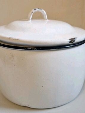 Vintage White & Black Enamel Stock Pot 4" Tall, 6" Round